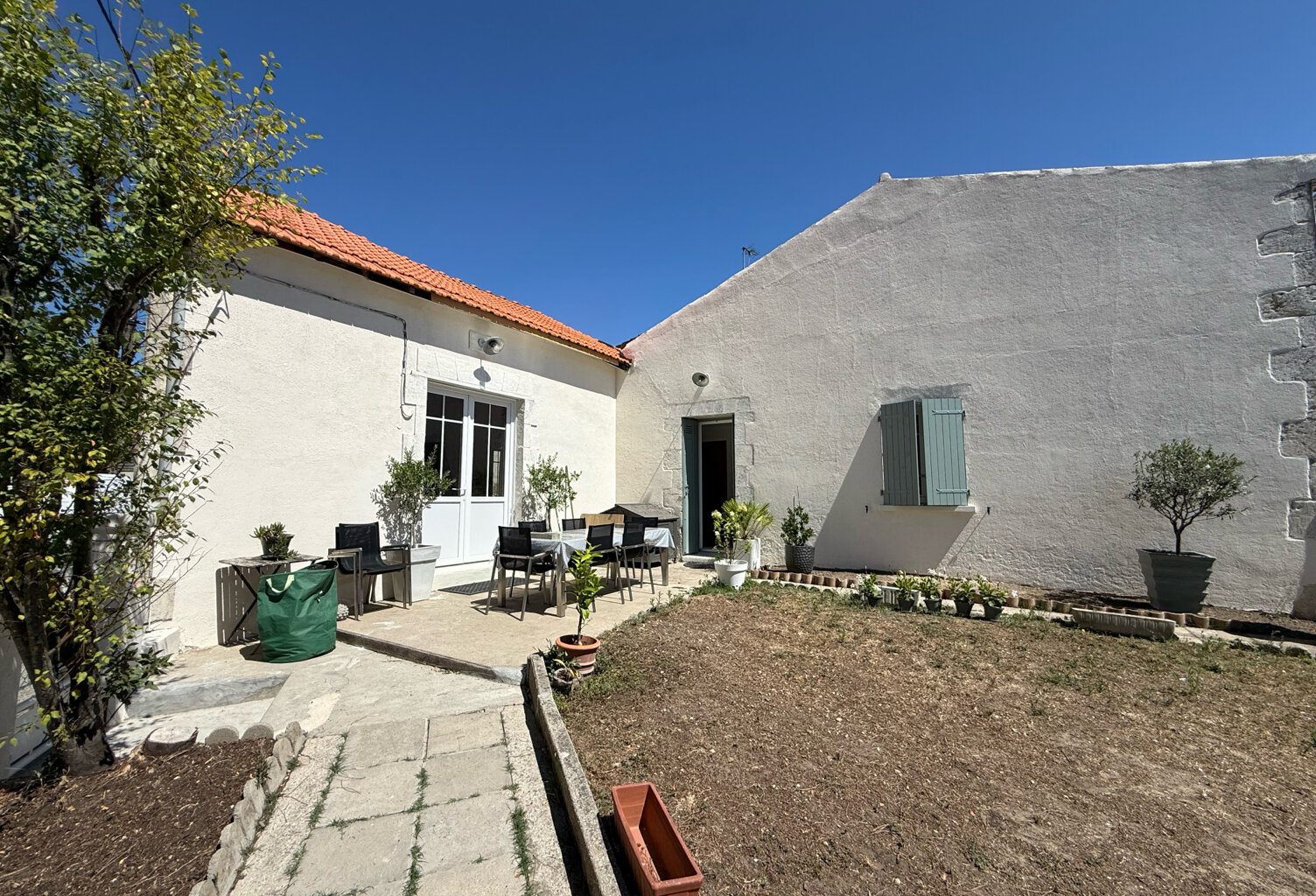 SAINT PALAIS SUR MER — photo 1