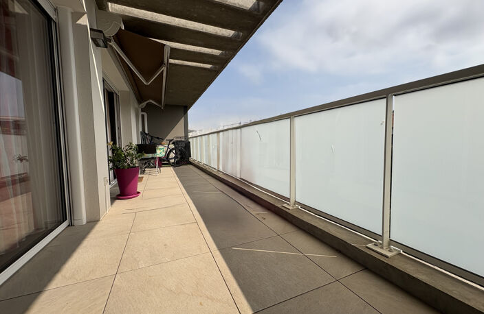 Bel appartement T3 SH 83M2 M2 dernier étage  avec terrasse — photo 2