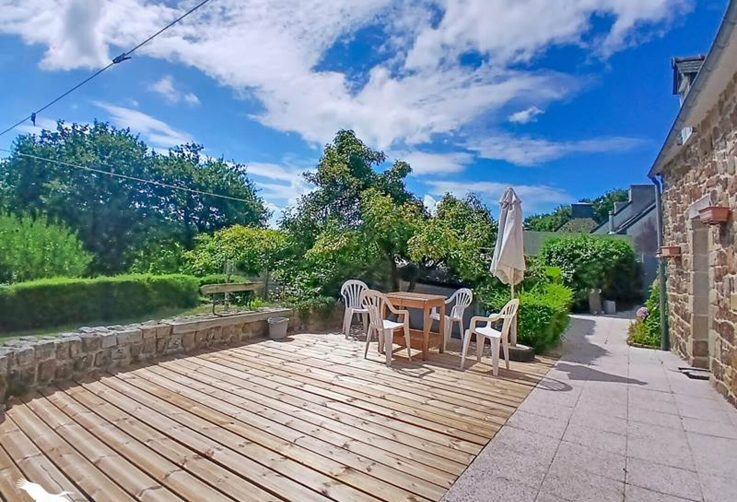 Maison en pierre de 5 pièces principales — photo 1