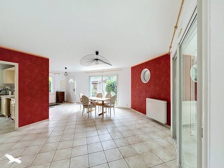 Contemporaine de 5 pièces principales — photo 1