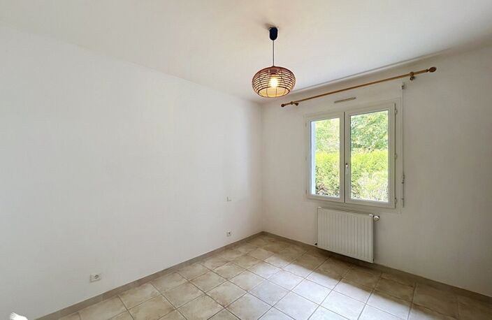 Contemporaine de 5 pièces principales — photo 4