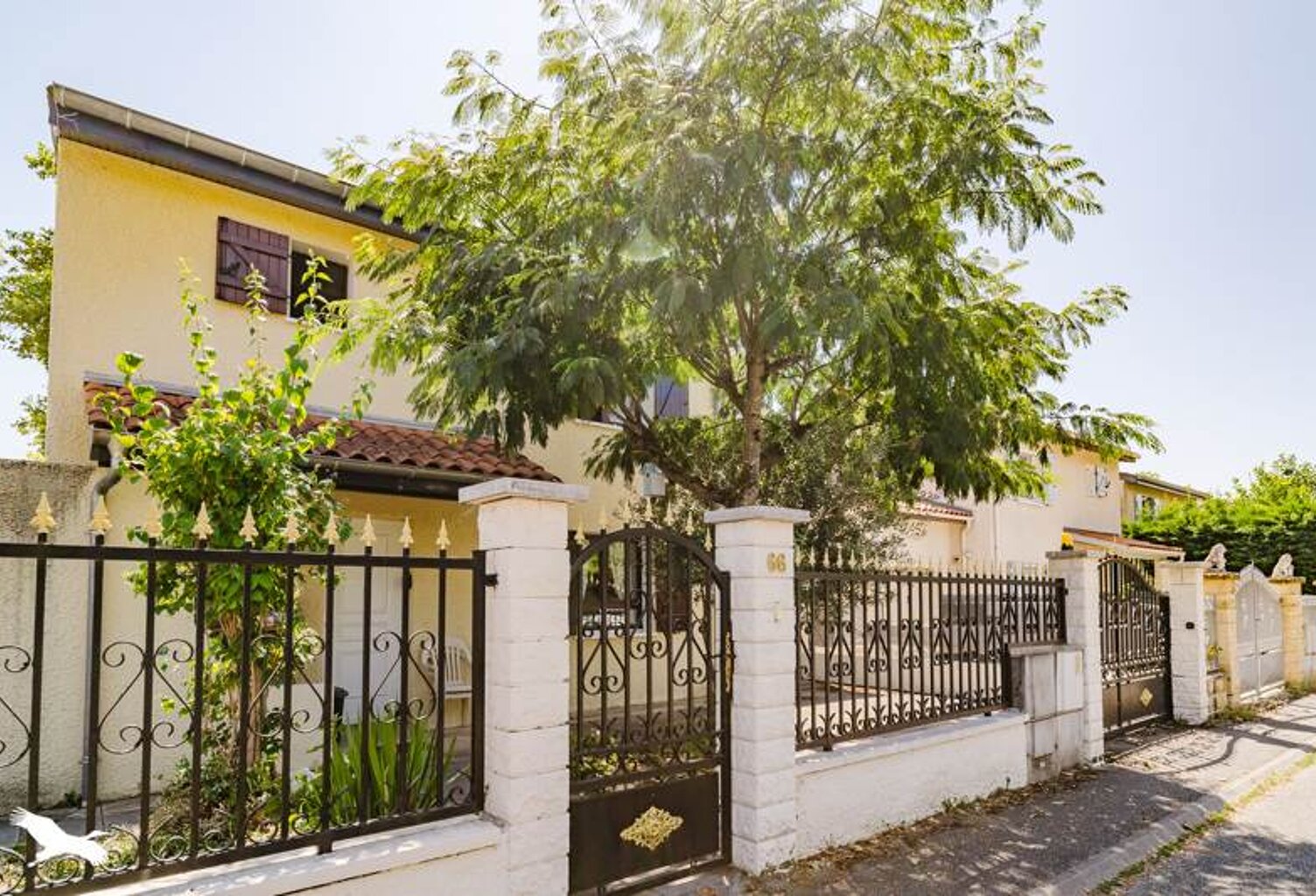 Vente maison 5 pièces 103 m² Saint-Priest (69800) — photo 1