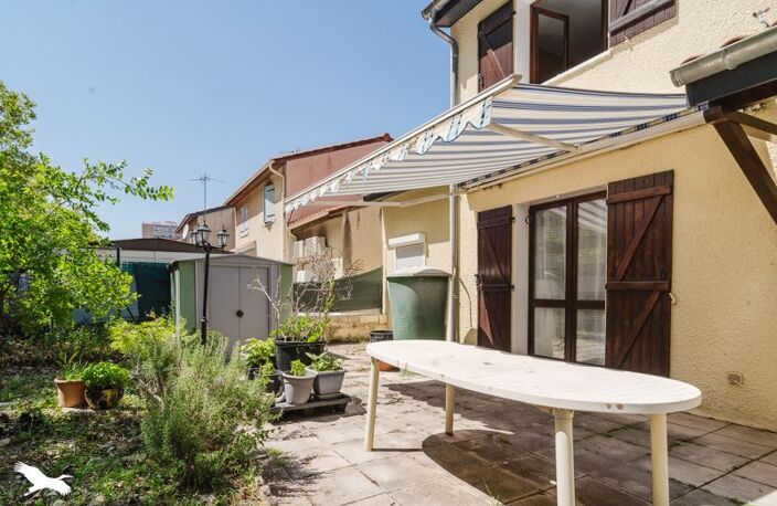 Vente maison 5 pièces 103 m² Saint-Priest (69800) — photo 2