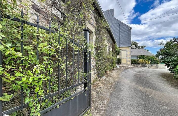 Vente maison 23 pièces 659 m² Saint-Coulitz (29150) — photo 3