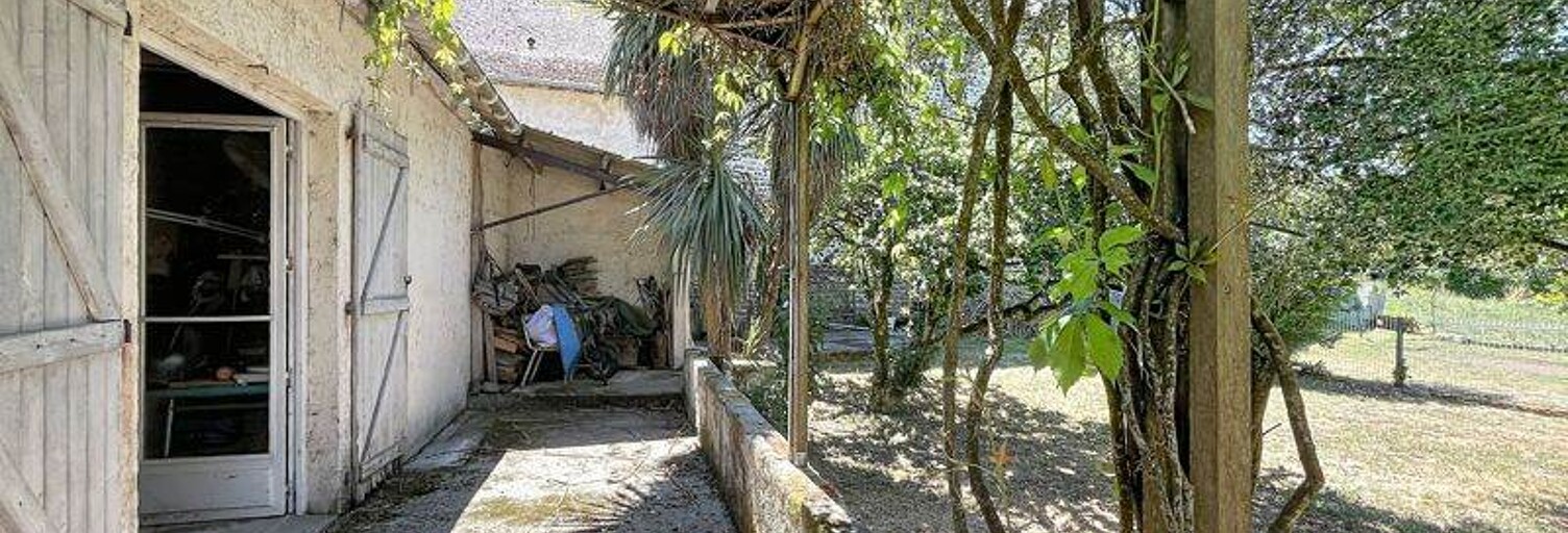Immeuble   m² à vendre à Laroin (64110)
