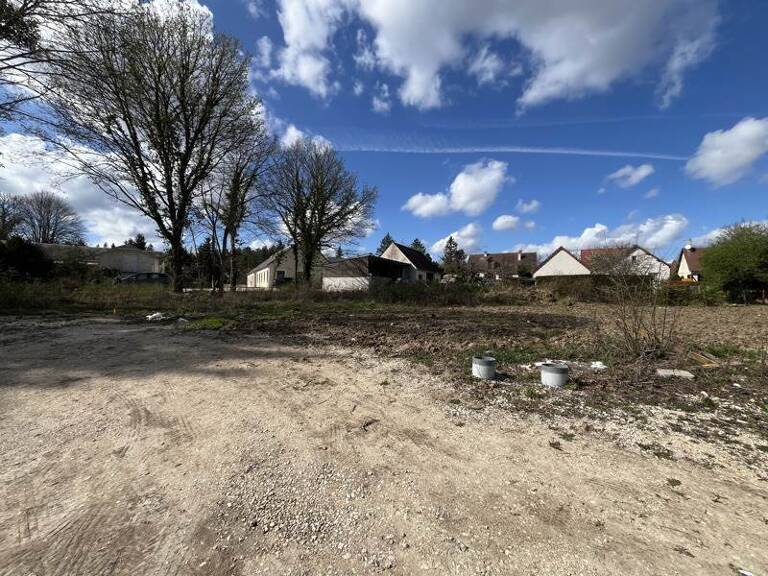 Terrain à bâtir de 0 pièces principales — photo 1