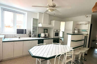 Appartement 3 pièces 670 €
