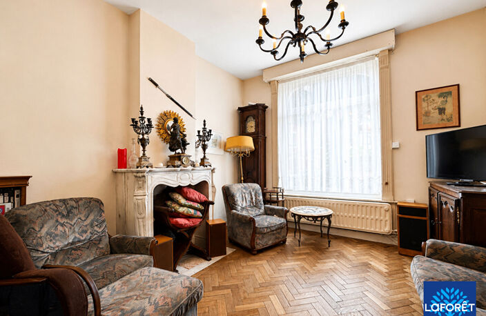 Maison de charme avec beaux volumes, Secteur Vauban 140m2 — photo 2