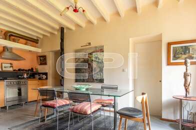 Maison 14 pièces 396650 €