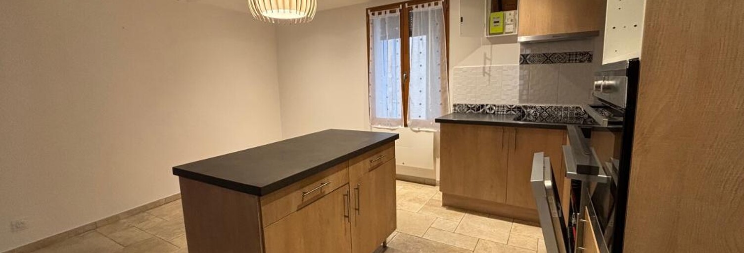 Maison 3 Pièces 85 m² à louer à Valensole (04210)