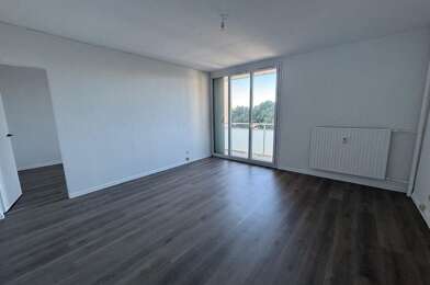 Appartement 3 pièces 110700 €