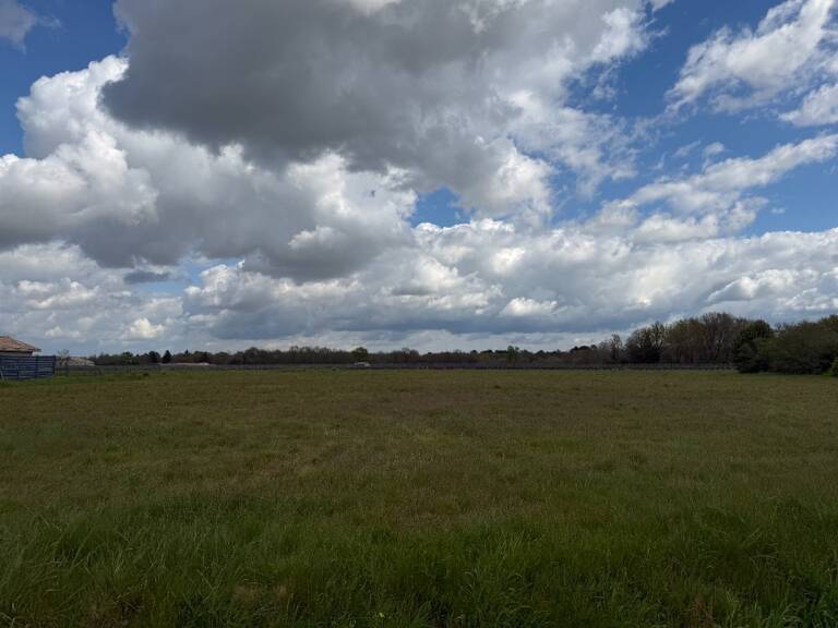 Terrain à bâtir à Preignac (33210) — photo 1