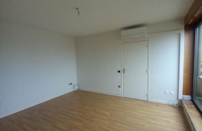 T2 — photo 2