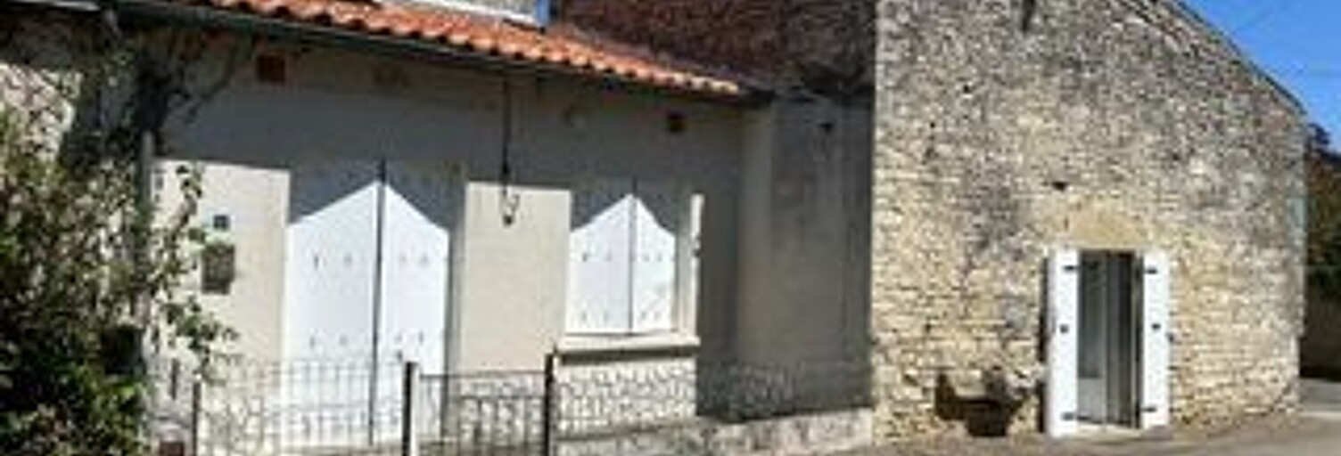 Maison 2 Pièces 56 m² à vendre à Dampierre-sur-Boutonne (17470)