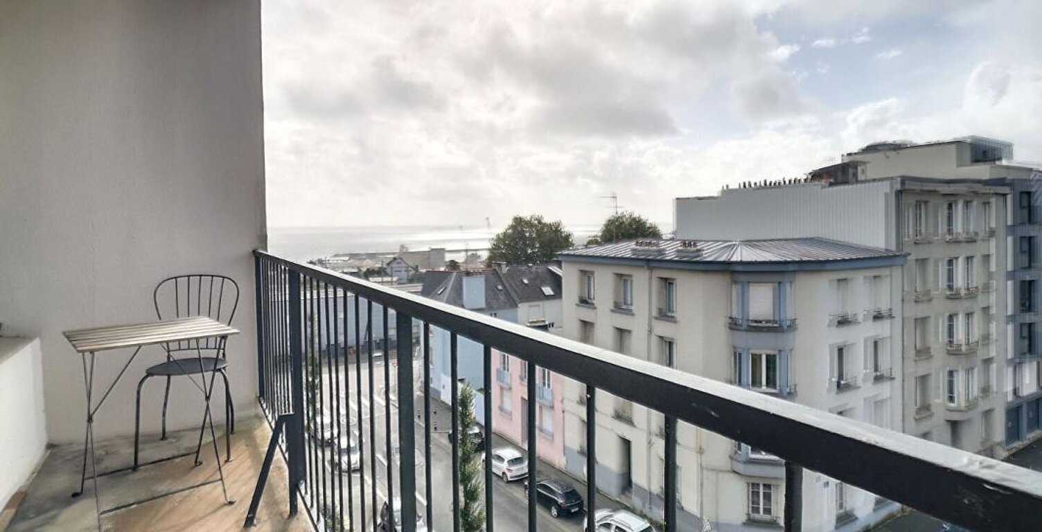 LOCATION d'un appartement meublé T3 VUE MER à BREST — photo 1