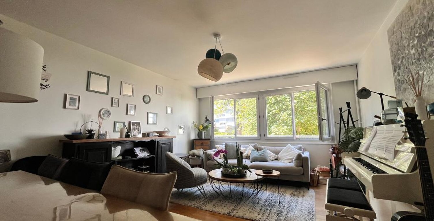 Appartement situé en hyper centre de 104 m² avec cave et garage — photo 1