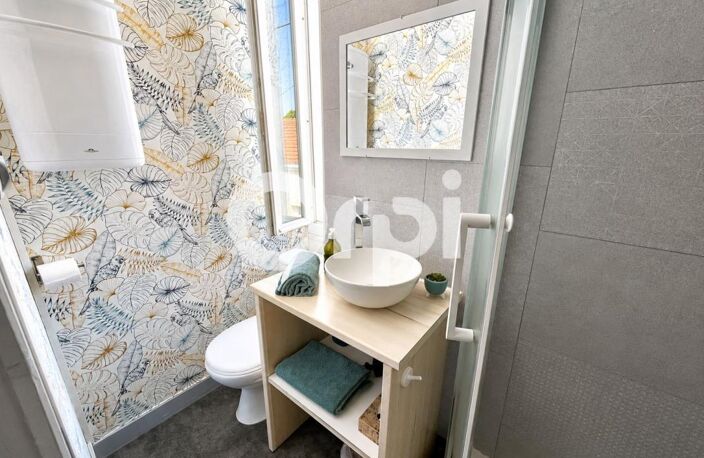 À VENDRE – Studio proche centre ville, universités et gare de La Rochelle — photo 5