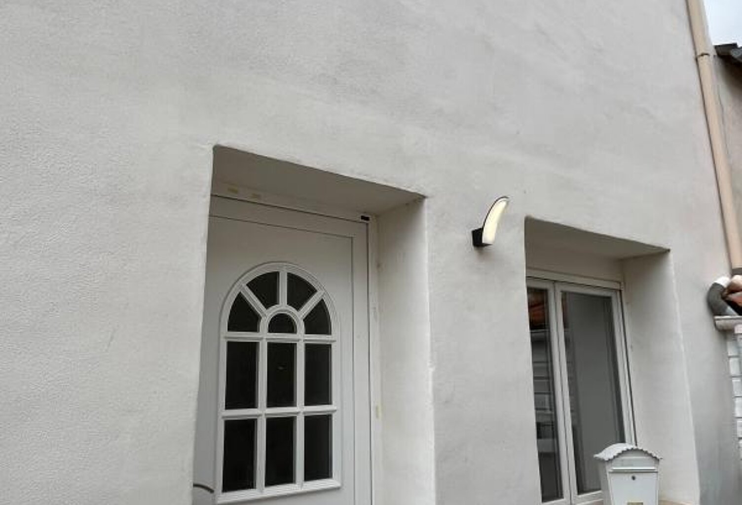 Maison À Louer — photo 1