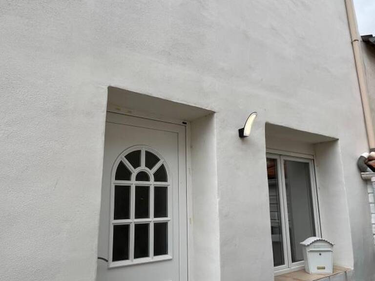 Maison À Louer — photo 1