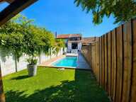 Maison de charme avec piscine proche des commodités — photo 3