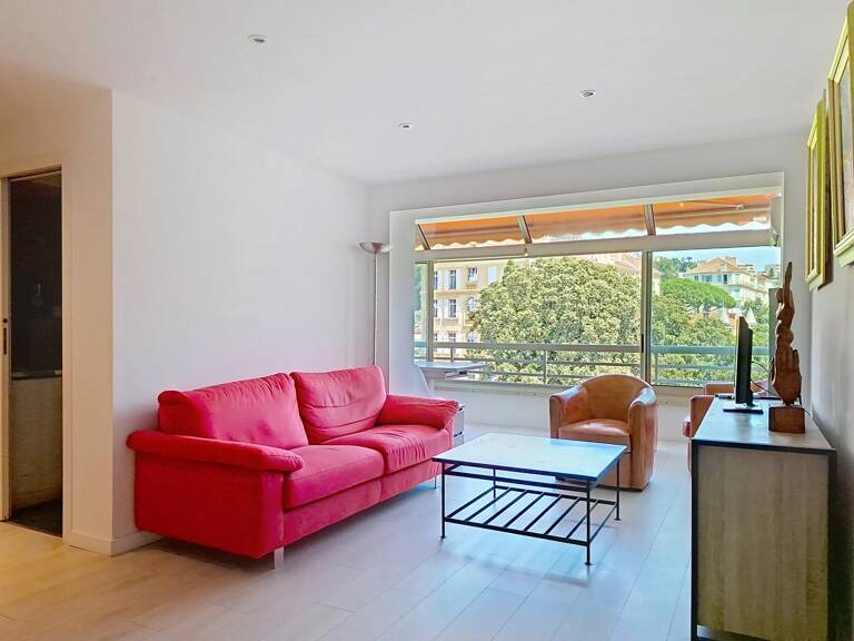 VENTE STUDIO DERNIER ETAGE - CANNES MONTFLEURY — photo 1