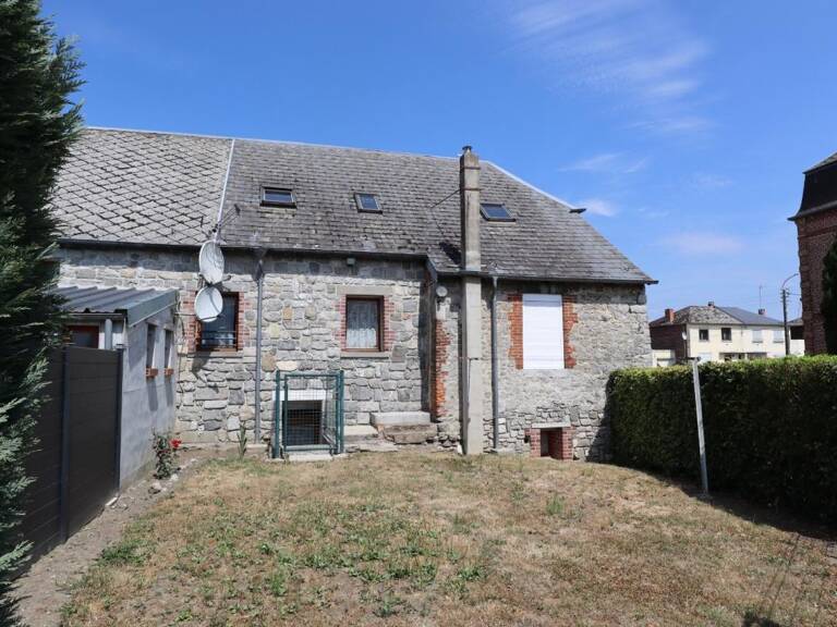 Maison de 147 m² à Glageon — photo 1