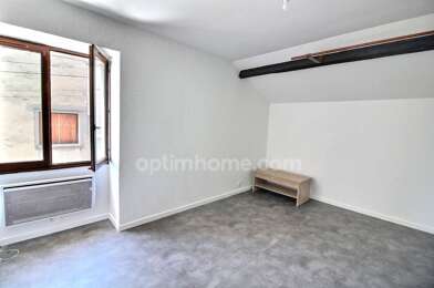Appartement 1 pièces 656 €