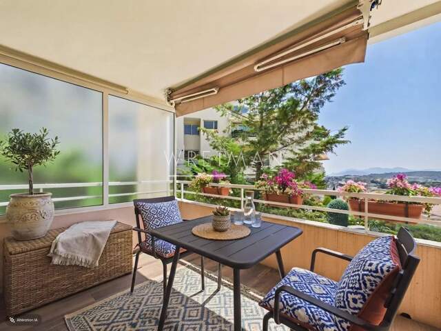 Magnifique appartement 3 pièces avec terrasse, aperçu mer et gar — photo du bien