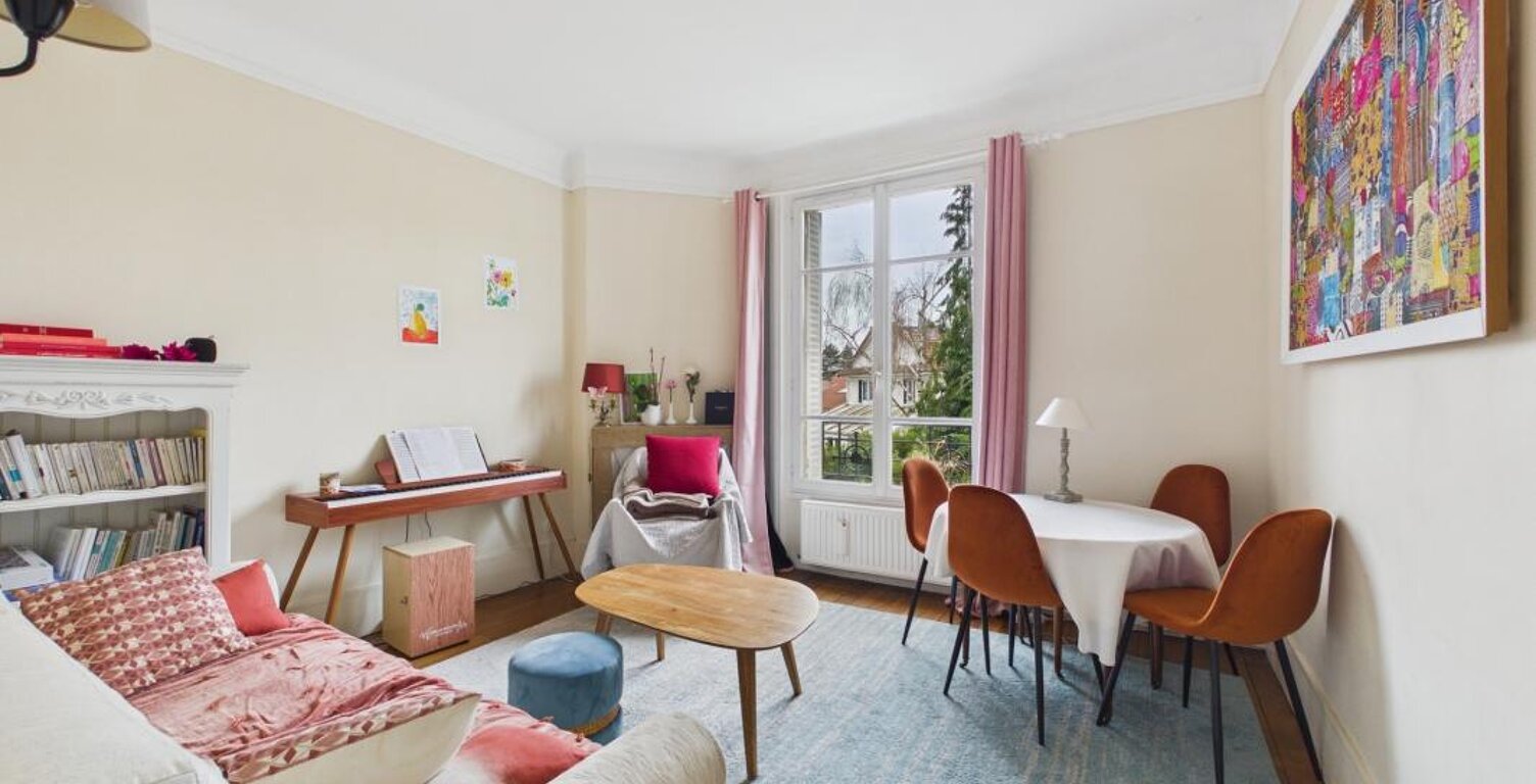 - 78000 VERSAILLES - QUARTIER MONTREUIL - CHARME DE L'ANCIEN - PARQUET MOULURES CHEMINEES - EXPOSE SUD SUR JARDIN - GRANDE CAVE - — photo 1