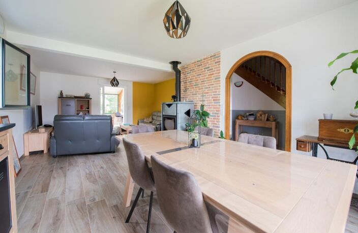 MAISON FAMILIALE 4 CHAMBRES À VENDRE À PLESSÉ – PROCHE ÉCOLES, COMMERCES ET SERVICES — photo 2