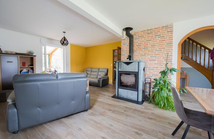 MAISON FAMILIALE 4 CHAMBRES À VENDRE À PLESSÉ – PROCHE ÉCOLES, COMMERCES ET SERVICES — photo 3