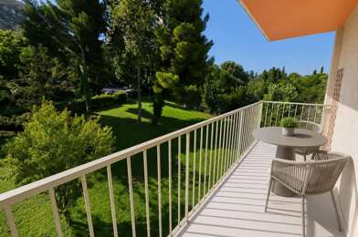Appartement 6 pièces 260000 €