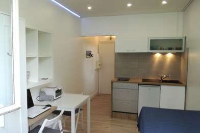 Appartement 1 pièces 470 €