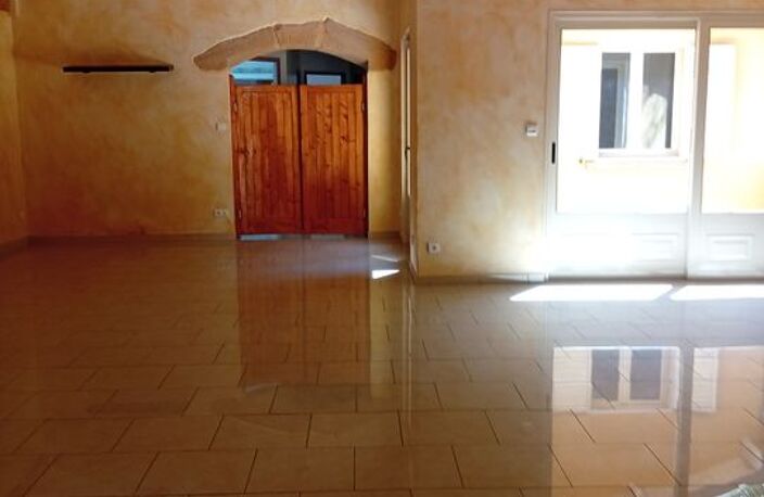 Maison de 145m2 à louer sur Chessy — photo 2