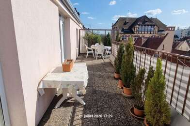 Appartement 2 pièces 885 €