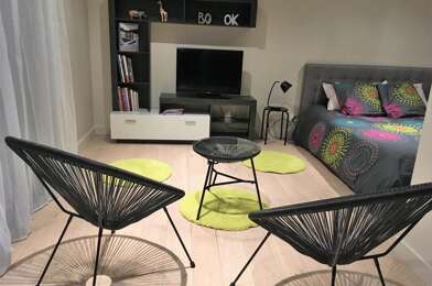 Appartement 1 pièces 700 €
