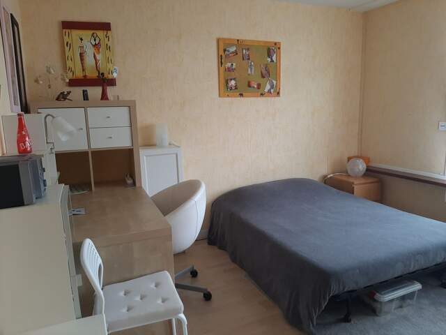 Chambre de 11m2 à louer sur Évreux — photo du bien