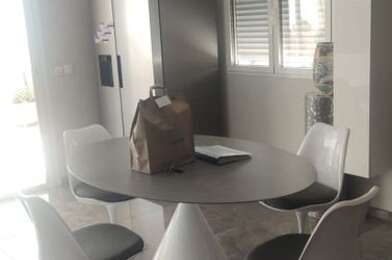 Appartement 3 pièces 1950 €