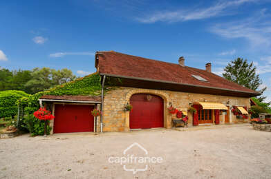 Maison 9 pièces 390000 €
