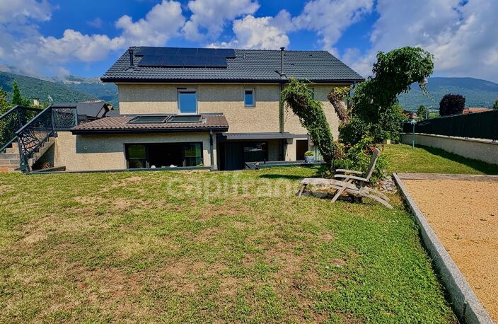  CESSY - Villa rénovée 181 m2- 2 appartements indépendants - Proche Genève — photo 2