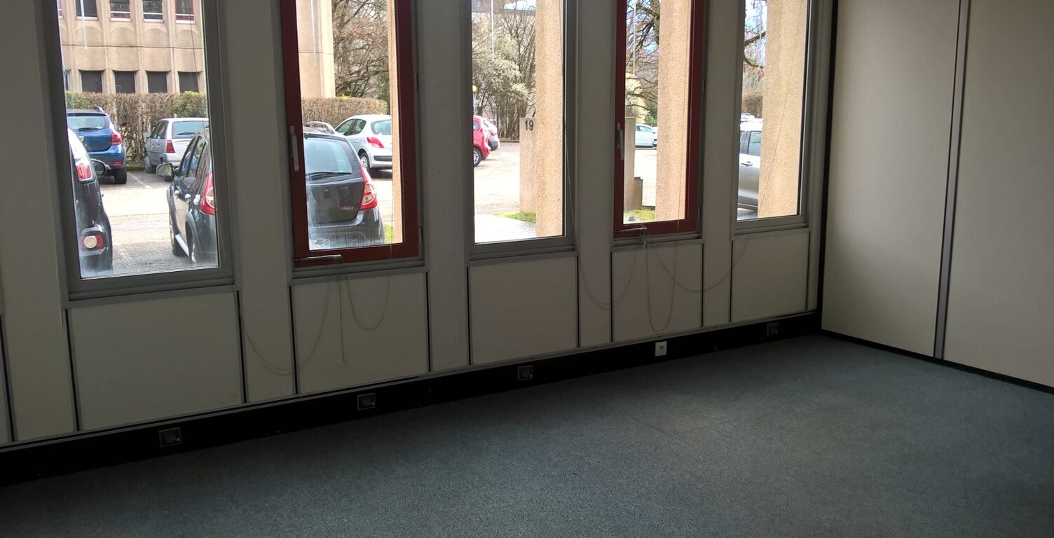 Dpt Isère (38), à louer bureaux  59 m² à MEYLAN — photo 1