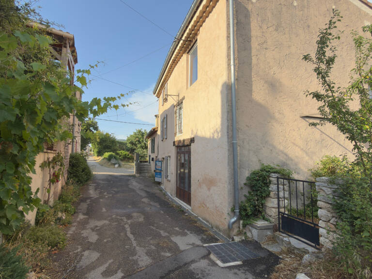172 m2 - Grand potentiel - Toiture neuve - 10 couchages - Jardinet — photo 1