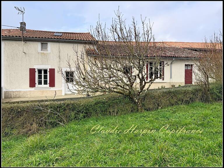 Maison à vendre 3 pièces VOUHE (79) environ 67 m² habitable, grandes dépendances - terrain 1147 m² — photo 1