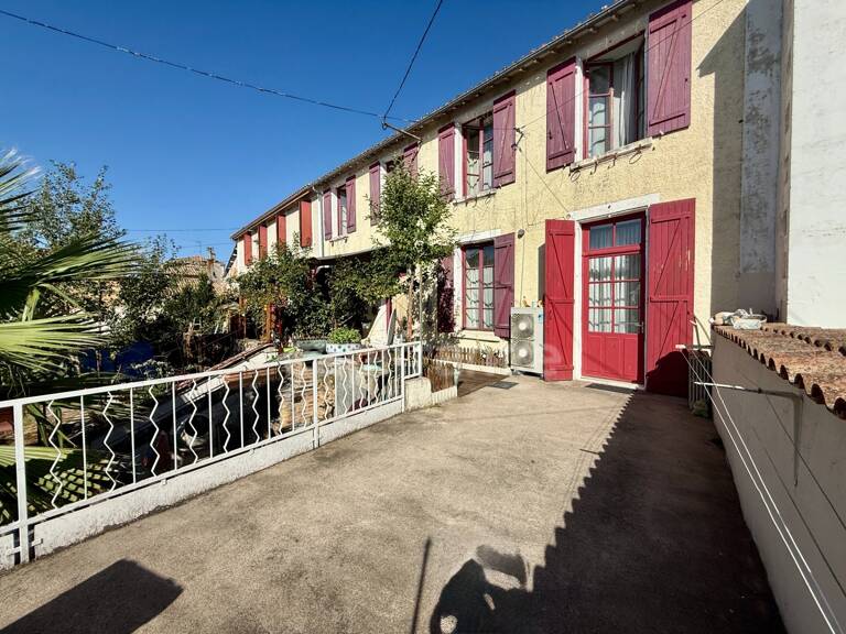 🏡 CHAMPDENIERS – Maison de 123 m² au cœur du bourg, 3 chambres, jardin et garage — photo 1