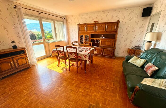 SAINT-JEAN-BONNEFONDS – Maison familiale de 120 m² avec jardin, terrasse et garage — photo 3