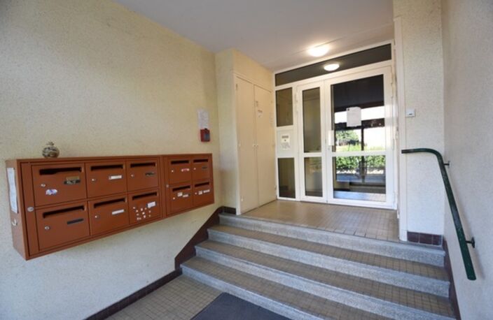 Appartement à vendre 4 pièces DIGOIN (71) — photo 2