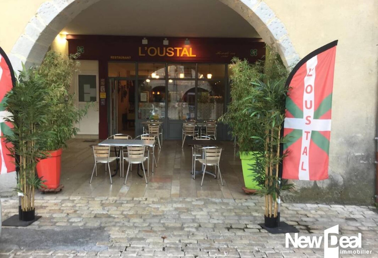RESTAURANT EN COEUR DE VILLE (MURS ET FONDS) — photo 1