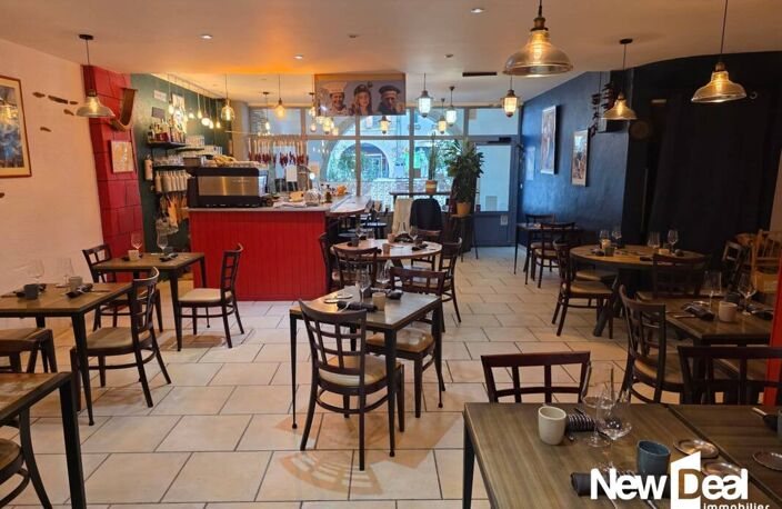 RESTAURANT EN COEUR DE VILLE (MURS ET FONDS) — photo 5