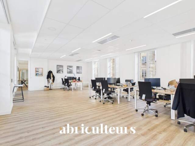 Bureaux Opérés de Prestige en vente à Bordeaux Triangle d'Or (33000) — photo du bien