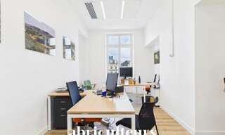 Bureau  215 m² à louer à Bordeaux (33000)